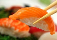 Ăn nhiều cá để kéo dài tuổi thọ