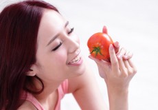 8 lợi ích của cà chua trong việc bảo vệ da và chống lão hóa