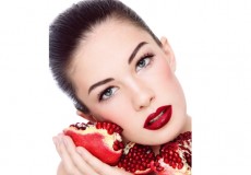 Bí quyết dưỡng da đẹp rạng ngời từ quả lựu